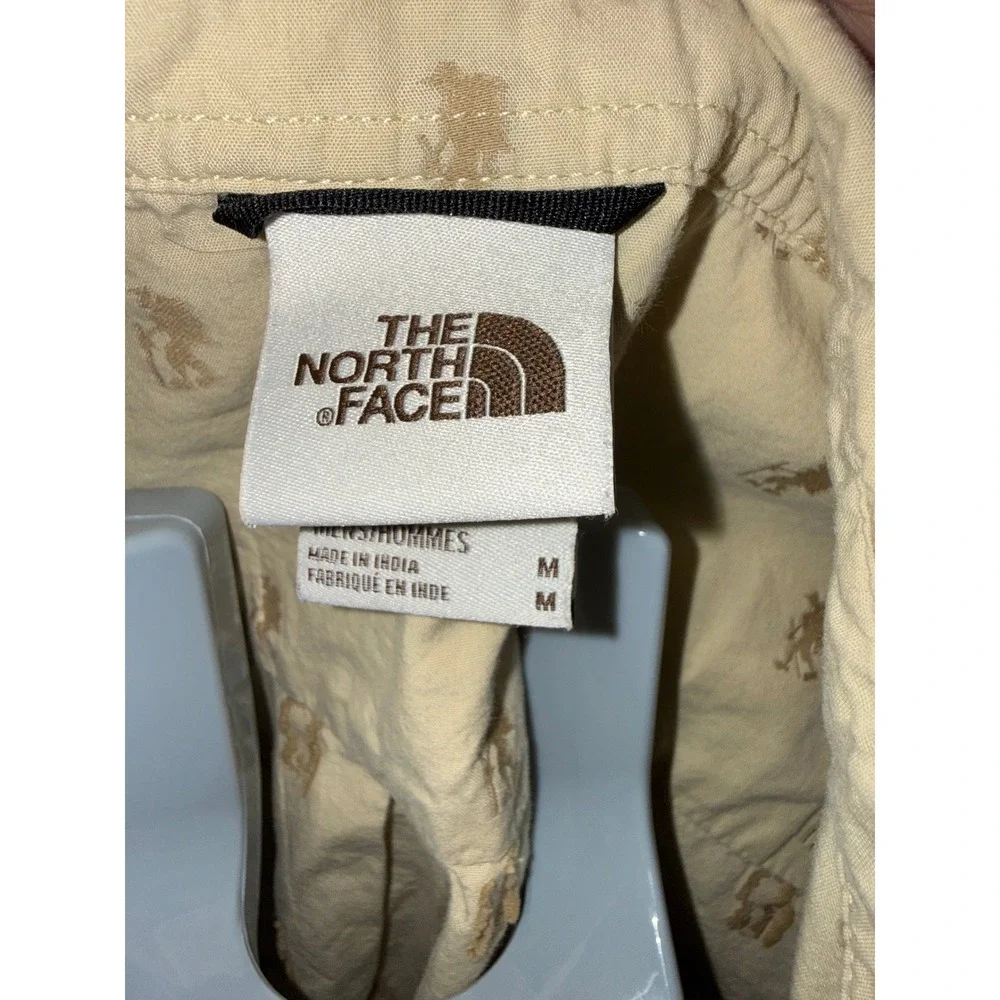 The North Face Mens Tan Embroidered Hiker Print Short Sleeve Button Down Shirt M